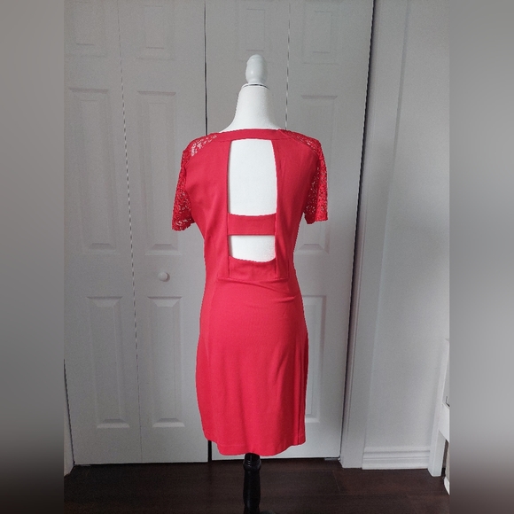 Sleek Red Dynamite cut out dress - Picture 2 of 5